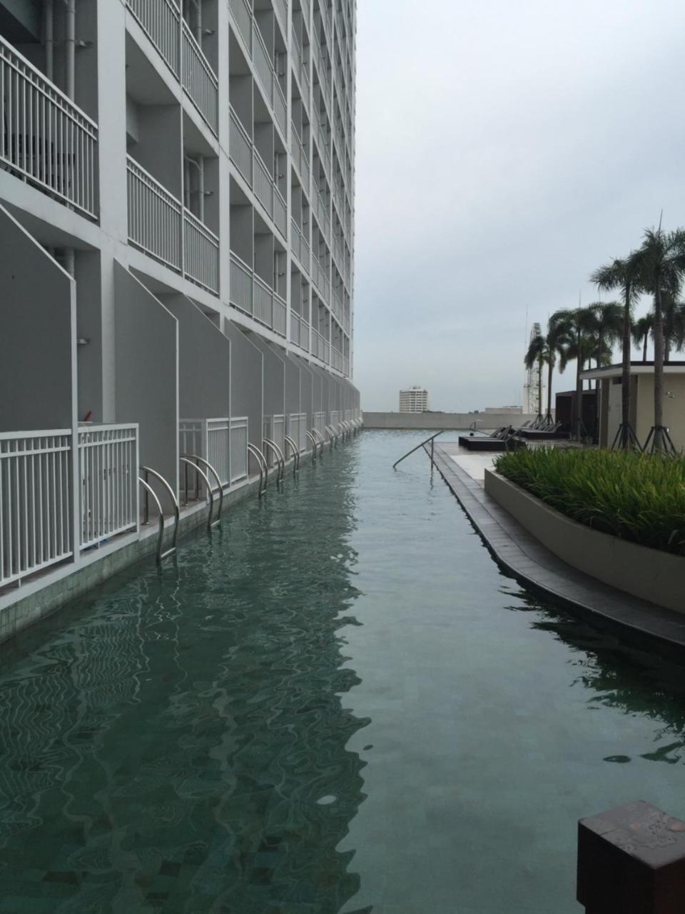 Breeze Residences Condotel Pasay Exterior photo